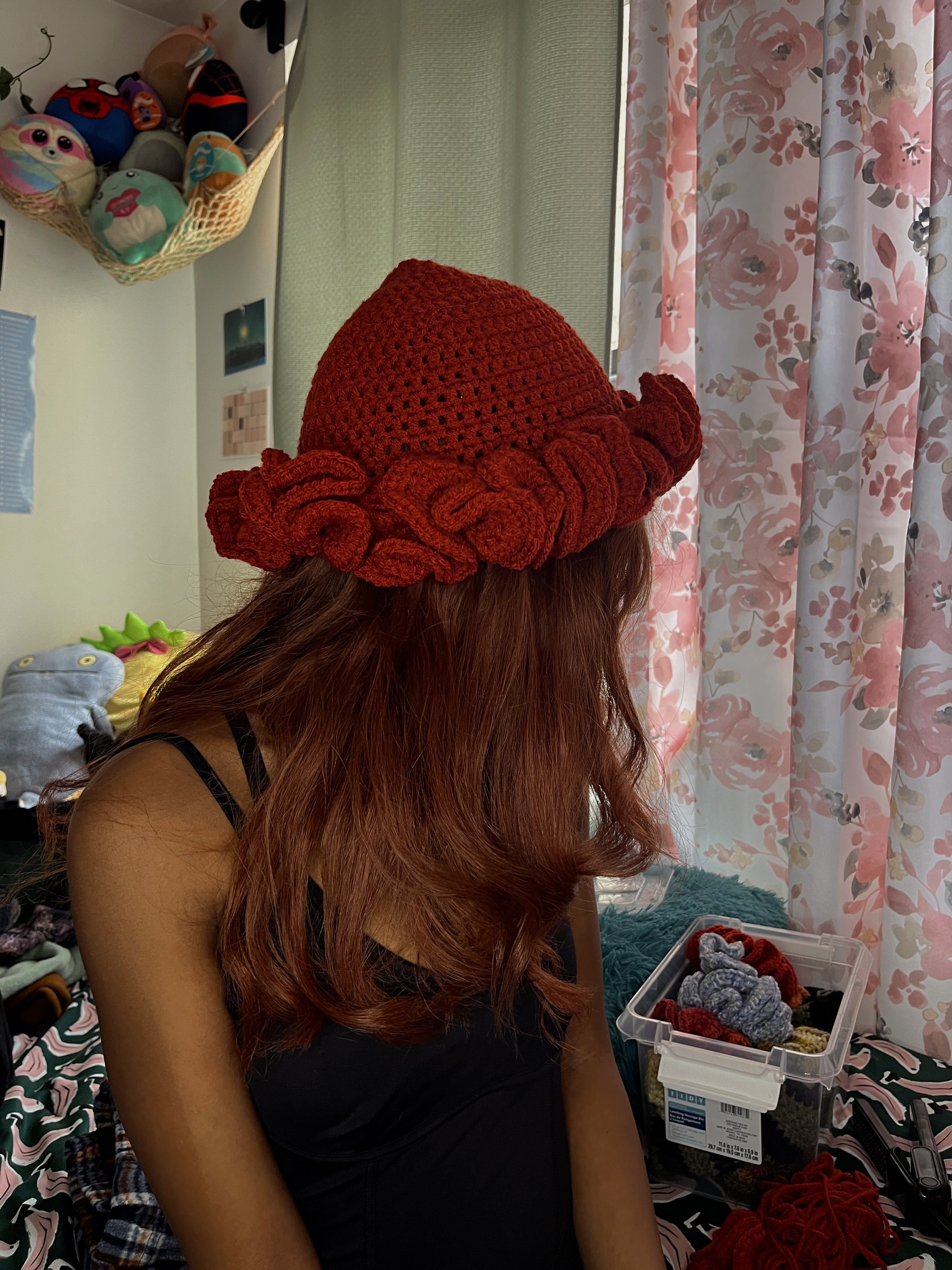 ruffle hat
